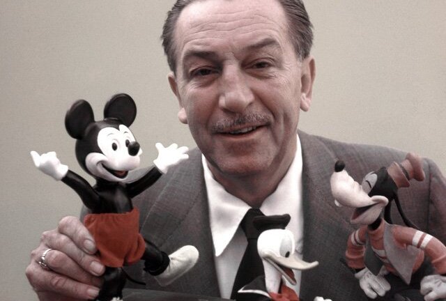 Walt Disney và 10 điều chắc chắn khiến bạn bất ngờ