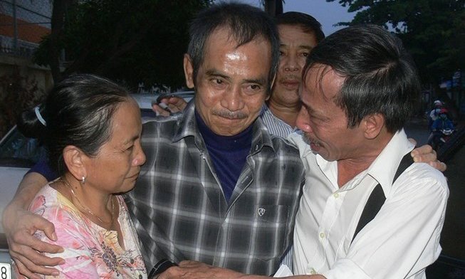 Vì sao những người làm oan ông Huỳnh Văn Nén chỉ bị kiểm điểm, rút kinh nghiệm?