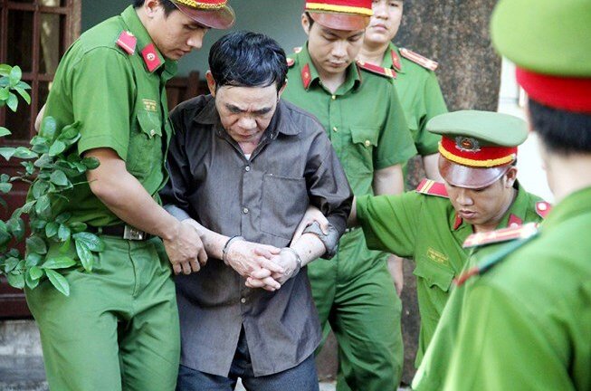 Chiếm đoạt hơn 54 tỷ đồng, nguyên trưởng ban bồi thường giải phóng mặt bằng quận nhận án tử