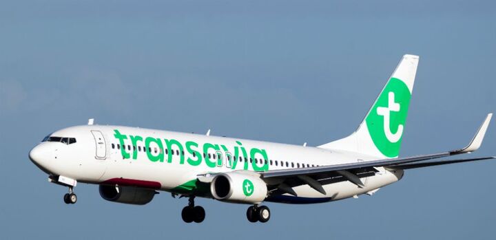 Hành khách quá bẩn và bốc mùi, máy bay phải hạ cánh khẩn cấp