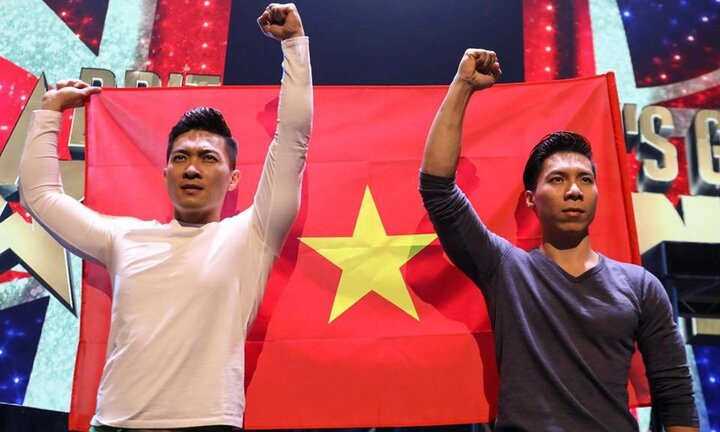 Video: Quốc Cơ - Quốc Nghiệp và hành trình xô đổ mọi kỷ lục trên thế giới