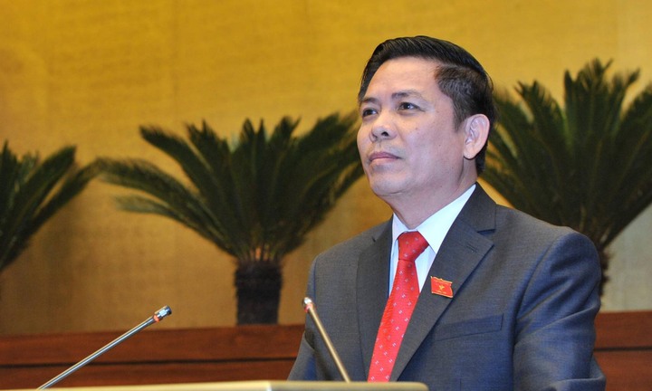 Clip: Lần đầu trả lời chất vấn, Bộ trưởng GTVT liên tục phải 'xin lỗi'