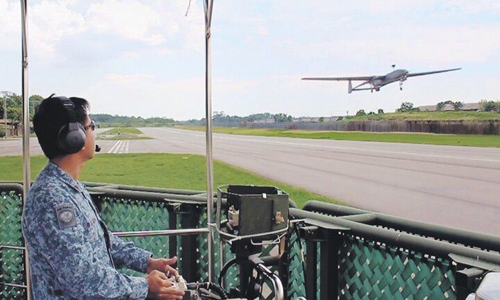 Video: Không quân Singapore triển khai UAV giám sát an ninh hội nghị Mỹ - Triều