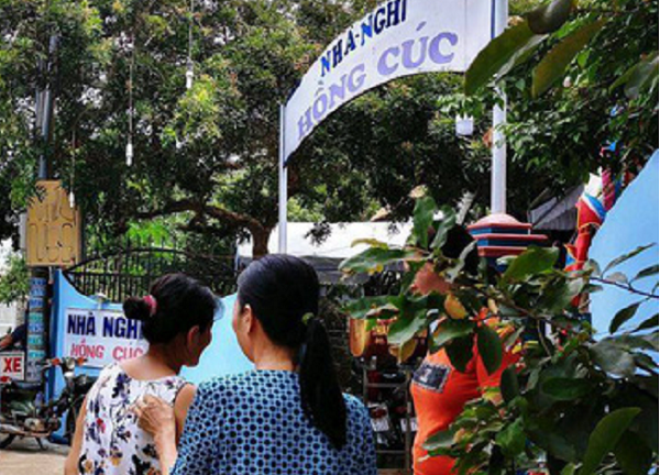 Chủ nhà nghỉ bị giết trong phòng ngủ, hơn 1 tỷ đồng không cánh mà bay