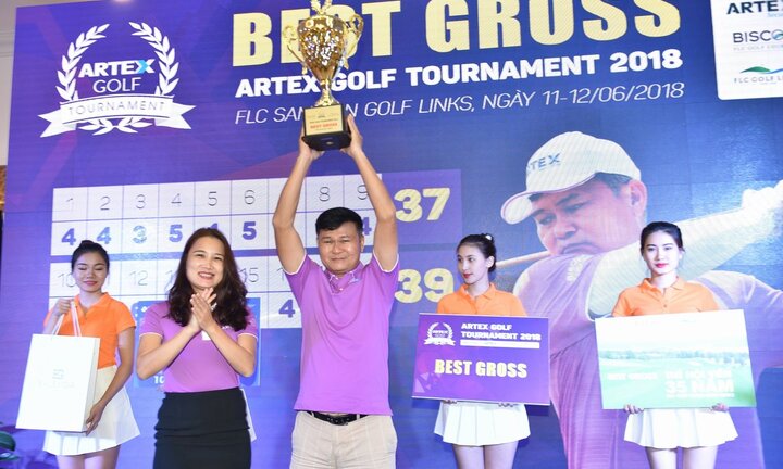 Bế mạc giải Artex Golf Tournament 2018 - Golfer Đường Ngọc Dương vô địch tới 76 gậy
