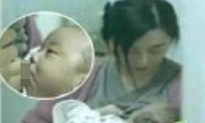 Người tiết lộ ảnh Phạm Băng Băng cho con bú bị yêu cầu bồi thường 1,8 tỷ đồng