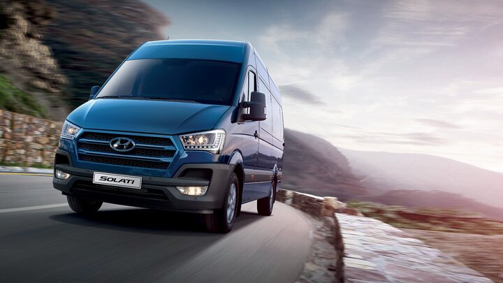 Xuất hiện đối thủ của vua vận tải khách Ford Transit ở Việt Nam