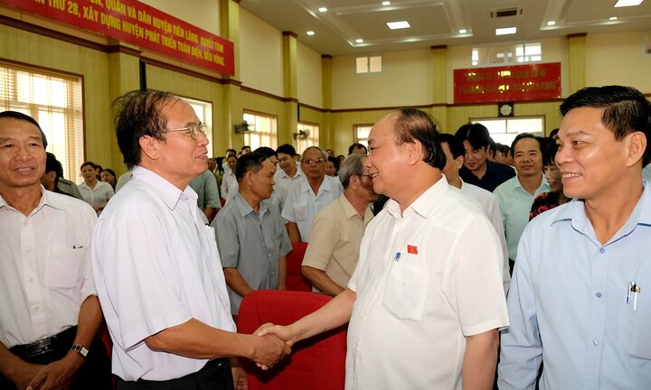 Thủ tướng: Kẻ xấu lợi dụng kích động người dân đập phá, chống người thi hành công vụ