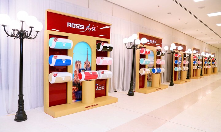 Tập đoàn Tân Á Đại Thành ra mắt Nữ hoàng Bình nước nóng Rossi Arte