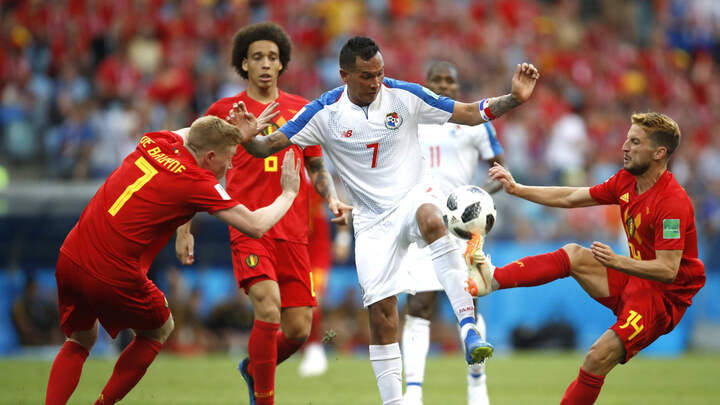 Tân binh đá trận đầu World Cup: Kẻ ngựa ô, người thảm bại