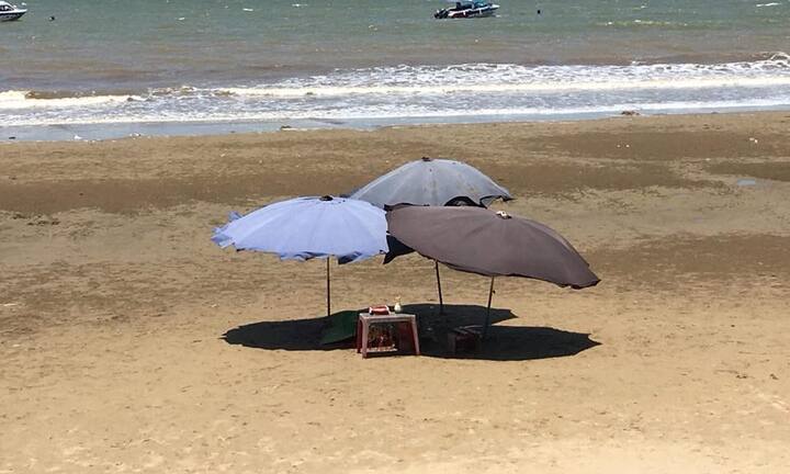 Phát hiện thi thể đàn ông trôi dạt ở bờ biển Thanh Hóa