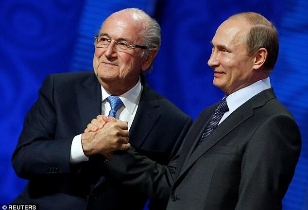 Tổng thống Putin đi xem bóng đá cùng vị khách đặc biệt do ông đích thân mời tới Nga