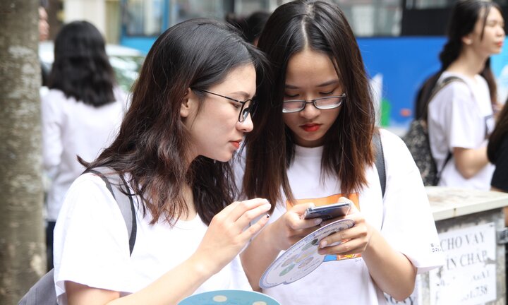 Coi thi, bảo mật đề thi THPT Quốc gia 2018 có gì đặc biệt?