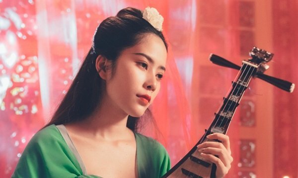 Nam Em khoe ca khúc tự sáng tác trong thời gian nằm viện vì ồn ào tình cảm với Trường Giang