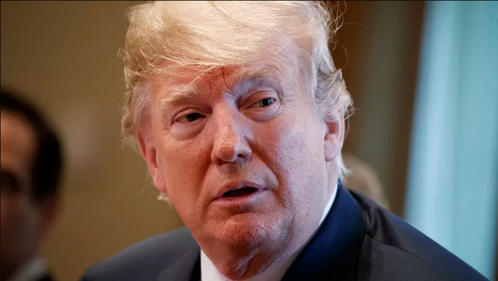 Vì sao 17 bang đồng loạt kiện Tổng thống Trump?