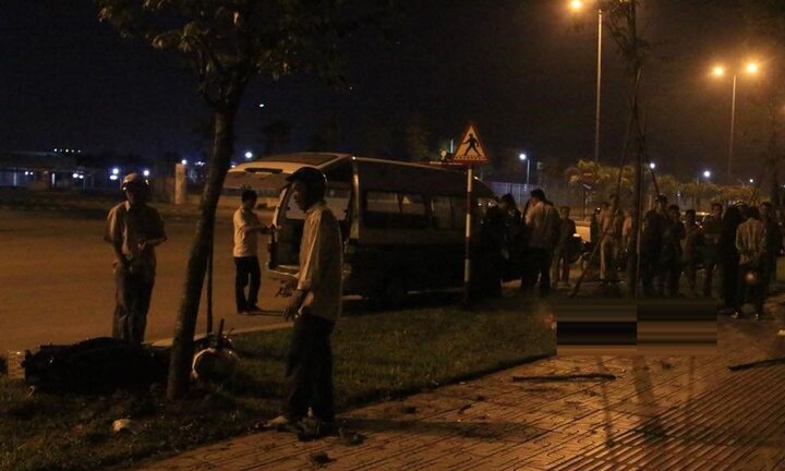 Phóng nhanh qua gờ giảm tốc, thanh niên văng lên vỉa hè chết tại chỗ