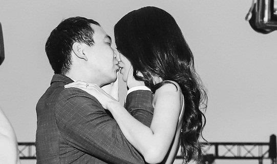 Được bạn trai cầu hôn bằng nhẫn 1,2 tỷ đồng nhưng Lan Khuê lại không đeo vừa