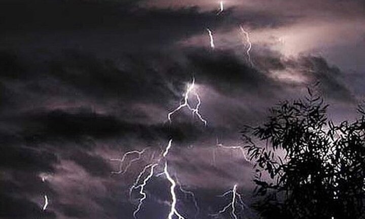 Bi kịch gia đình có 3 thế hệ đều chết vì bị sét đánh trúng ở cùng một địa điểm