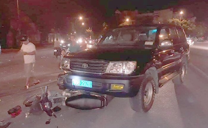 Va chạm với xe biển 80B, một người bị thương nặng ở Hải Dương