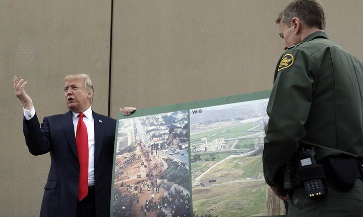 Ông Trump gọi luật nhập cư của Mỹ là 'ngu ngốc nhất thế giới'