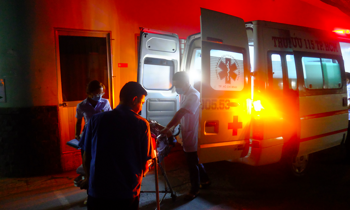 Cứu nam thanh niên 28 tuổi bị đâm thấu tim