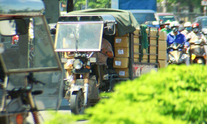 Thu hồi xe ba bánh tự chế từ 1/7: Hà Nội khẳng định 'không chính xác'