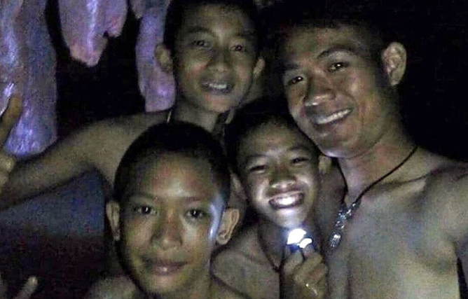 Những hình ảnh đầu tiên của đội bóng Thái Lan sau 9 ngày mắc kẹt trong hang tối