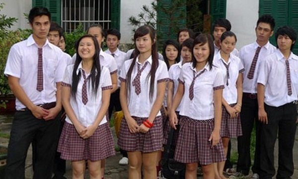 Cười ngất với những trò nhất quỷ nhì ma trong phim ‘Thứ ba học trò’