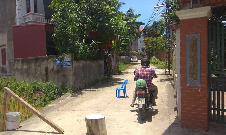 Nhân chứng kể phút kinh hoàng người đàn ông chém ba người trọng thương rồi tự sát