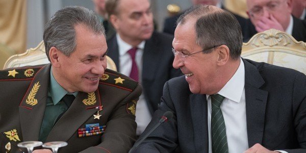 Mức độ tín nhiệm Bộ trưởng Quốc phòng và Bộ trưởng Ngoại giao Nga giảm mạnh