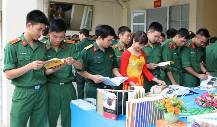 Hàng nghìn thí sinh xét tuyển vào trường Sĩ quan Chính trị không hợp lệ