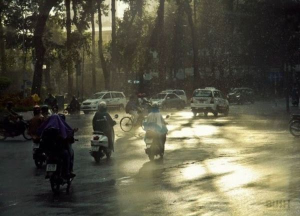 Đón mưa dông diện rộng, miền Bắc có thực sự hết nắng nóng?