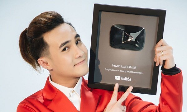 Sau Trấn Thành, Huỳnh Lập là nghệ sĩ hài thứ 2 được nhận Nút vàng Youtube