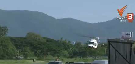 Video: Trực thăng cứu hộ Thái Lan chở cậu bé thứ 5 tới bệnh viện sau khi ra khỏi hang