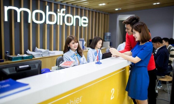 Cuồng nhiệt cơn khát bóng đá với cơn mưa khuyến mãi data từ nhà mạng