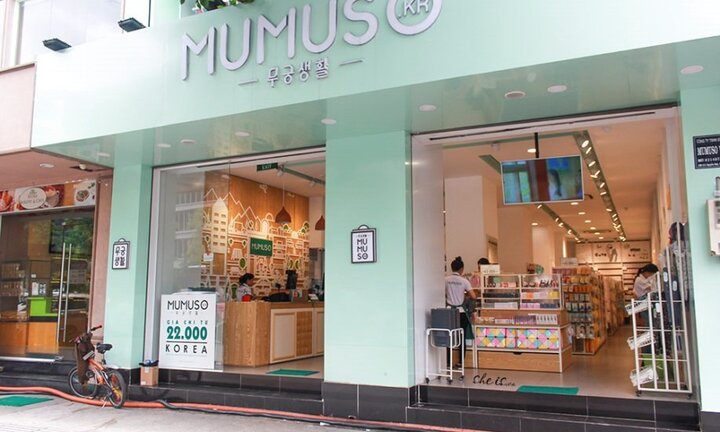 Hàng loạt sai phạm của Mumuso 'treo đầu dê, bán thịt chó' tại Việt Nam