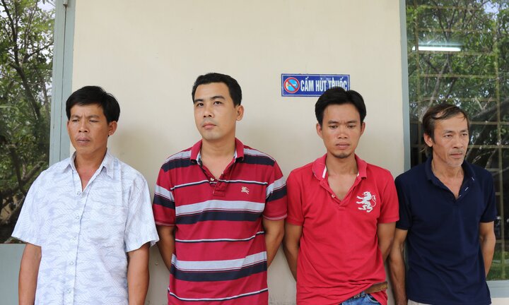 Bắt 2 nhóm cá độ bóng đá lúc rạng sáng tại Cần Thơ