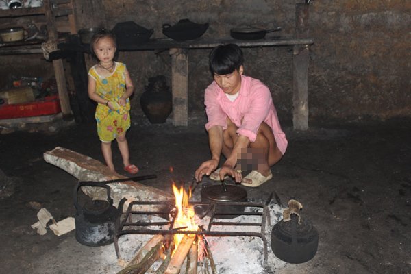 Gặp lại anh chàng đẹp trai quanh năm cởi truồng gây sốt ở Hà Giang