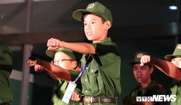 ‘Chiến sỹ nhí’ biểu diễn võ thuật công an nhân dân