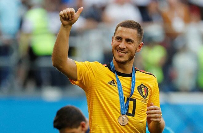 HLV Martinez vui sướng với HCĐ, Hazard úp mở khả năng rời Chelsea