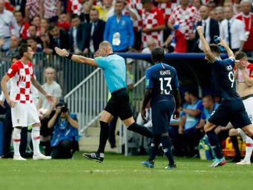 'Quả phạt đền cho tuyển Pháp thật đáng ghê tởm, hổ thẹn'