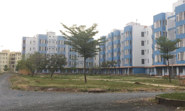 Dân tái định cư ở TP.HCM sống khổ sở trong các chung cư cao tầng