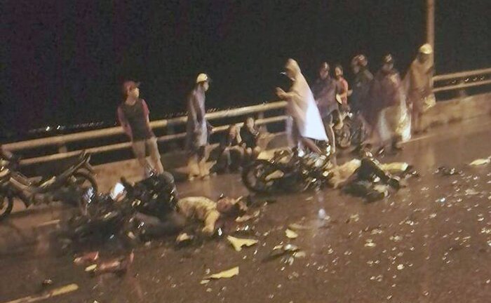 Hai xe máy đấu đầu, 4 người thương vong ở Hải Phòng