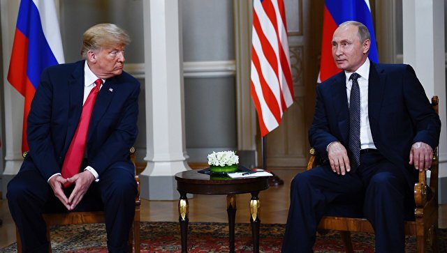 Tại sao hoa màu trắng được chọn trang trí cho Hội nghị thượng đỉnh Trump-Putin?