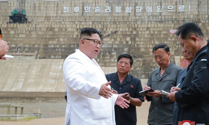 Ông Kim Jong-un nổi giận, la mắng quan chức khi đi thị sát