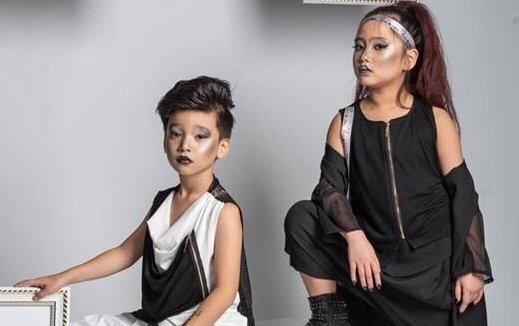 Dàn mẫu nhí gây ấn tượng trong bộ sưu tập thời trang unisex