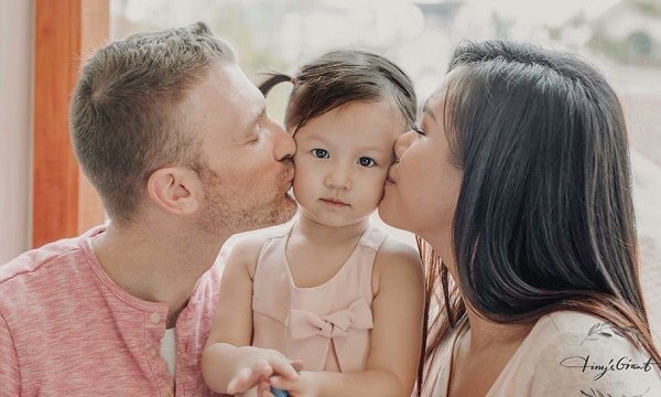 Cười ngất với loạt ảnh thay đổi trước và sau khi có con của vợ chồng Phương Vy