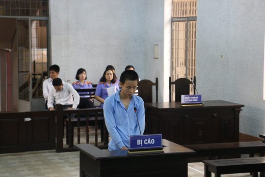 Yêu bạn gái nhí, nam thanh niên lĩnh 8 năm tù