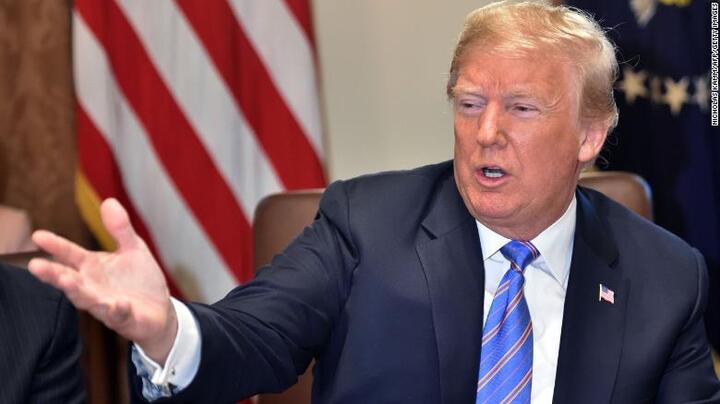 Tổng thống Trump dọa sẽ là 'kẻ thù tồi tệ nhất' của ông Putin