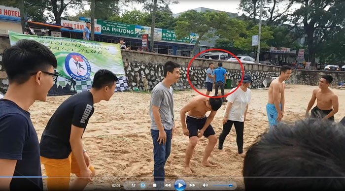 Xuống biển Đồ Sơn vui chơi, nữ du khách bị kẻ gian lấy cắp ví tiền